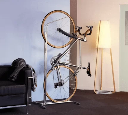 Minimalist L-shaped upright bicycle storage rack